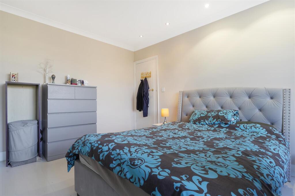 234 Watford Road - jD19OylihworDnJ4ekw1.jpg