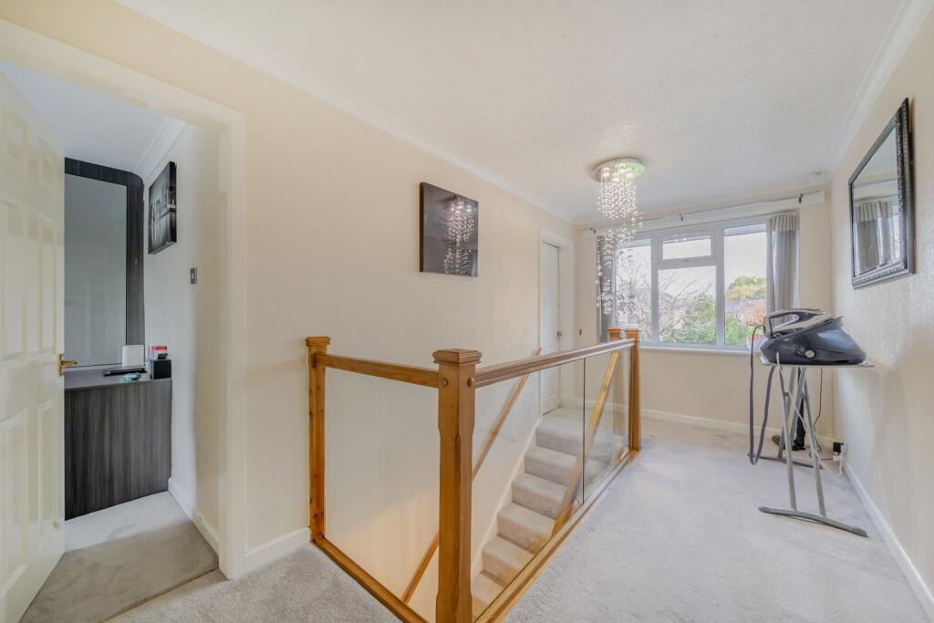 1372250-15-68ff759aace88