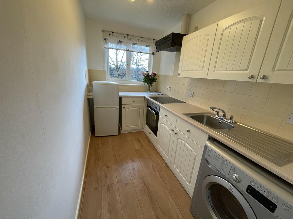 iPhone-2024.03.15...