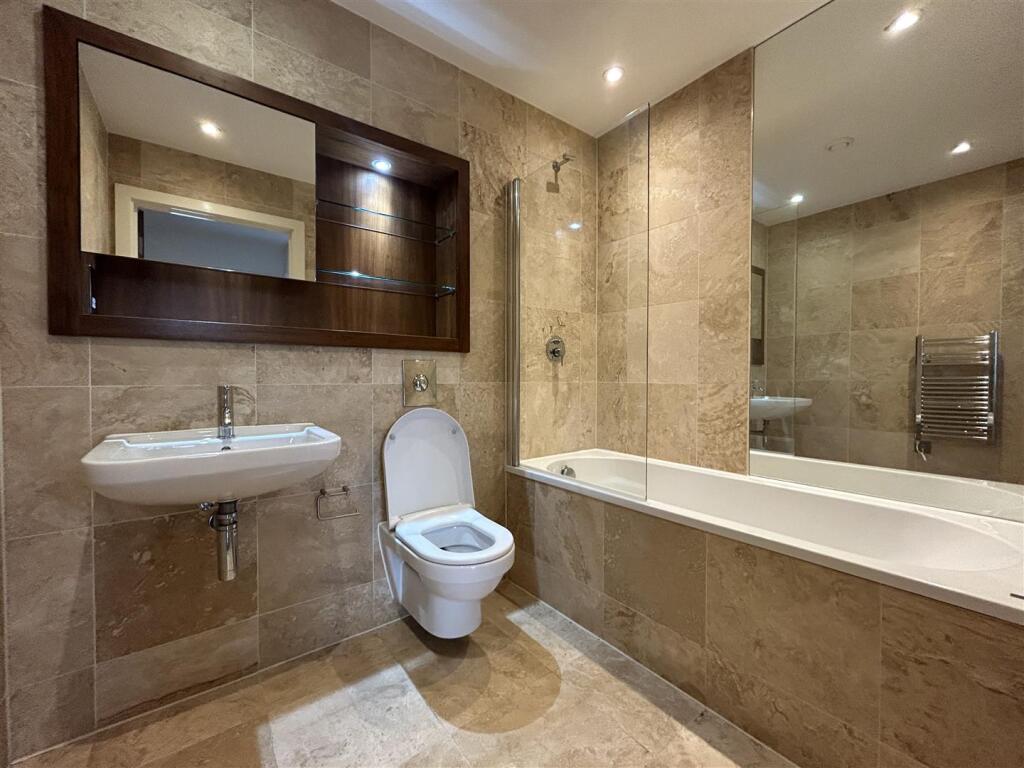 Bathroom.jpeg