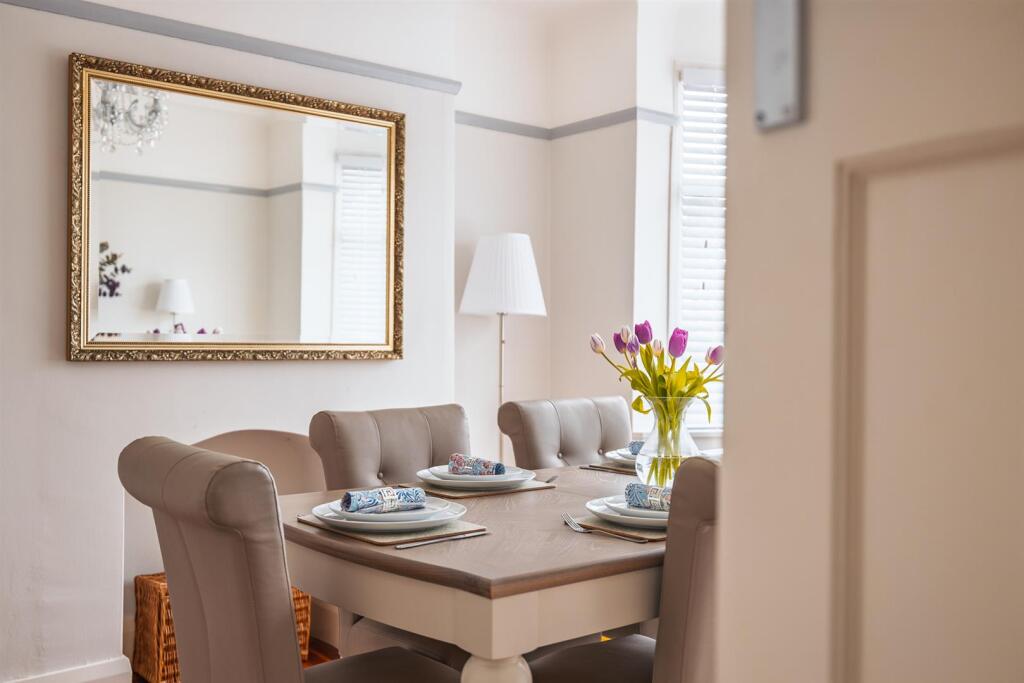 44 Hillfield Drive-6.jpg