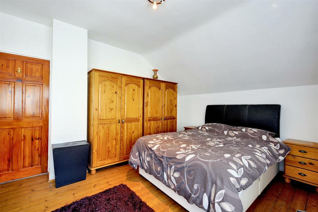 Bedroom 2_2.jpeg