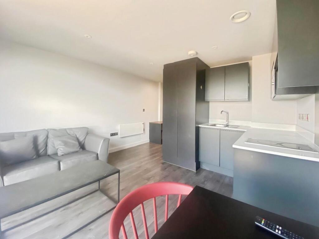 6f65f39f-WhatsApp 20Image 202025-09-22 20at 2014.4