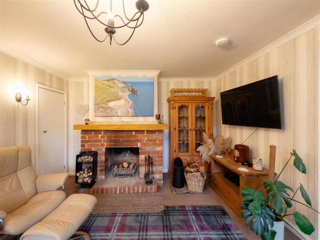 Sitting Room 1.jpg