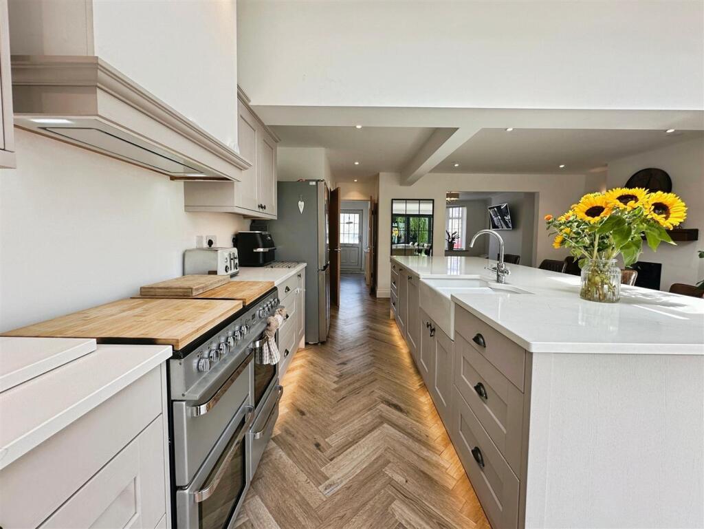 62341393--4D43-AA5E-8A47B9D619D2-61268-000013EA9BC