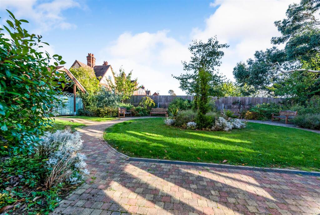 Gardens.jpg