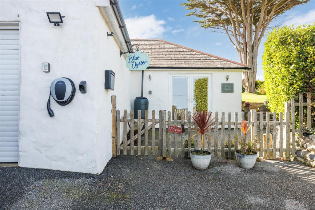 Holiday Cottage
