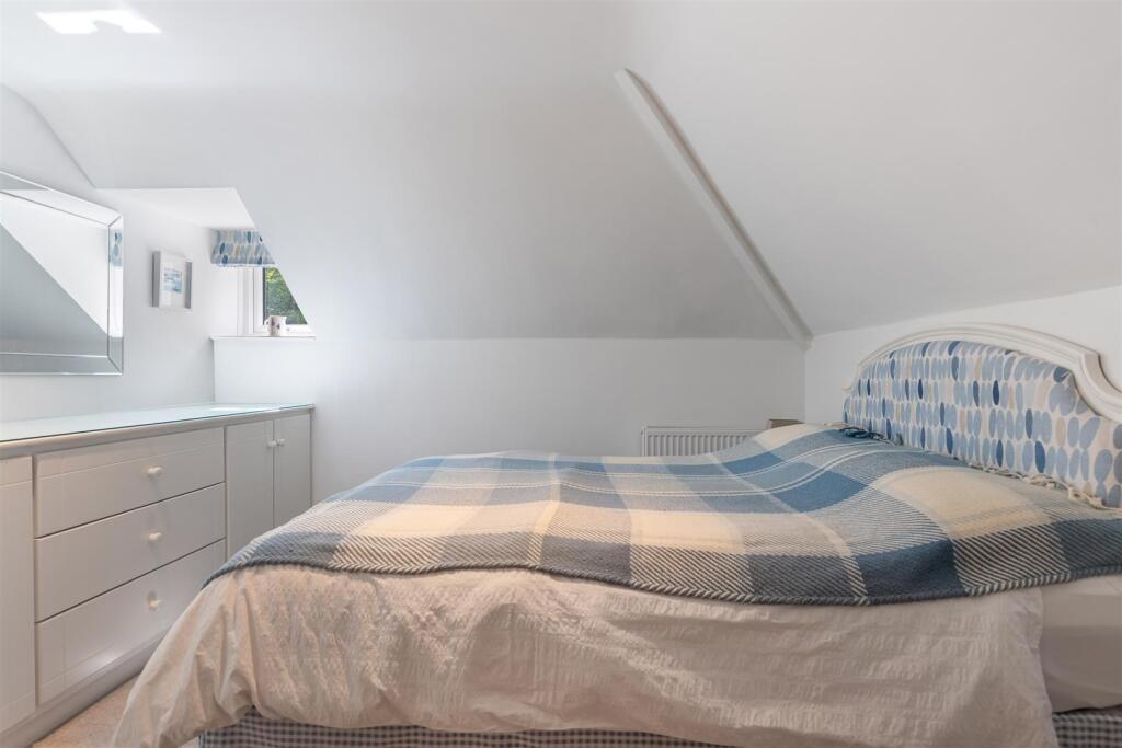 A22 - Beckstones Buckfast Road Buckfastleigh - 250