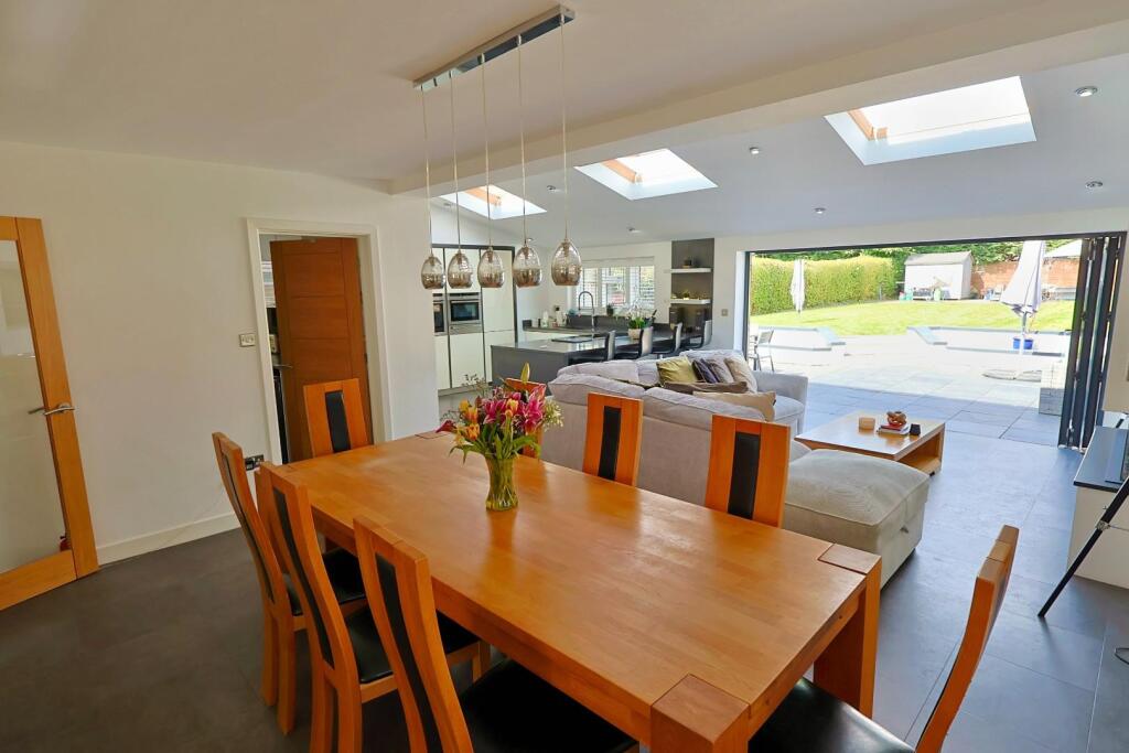 Kitchen / Diner