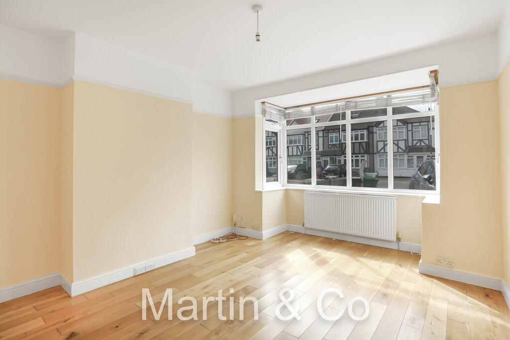 1494137015 - 77 C...