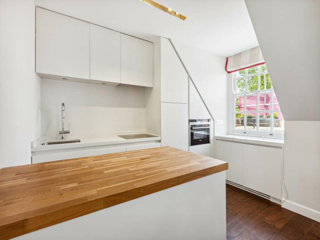 Flat 6, 22 Mulberry 