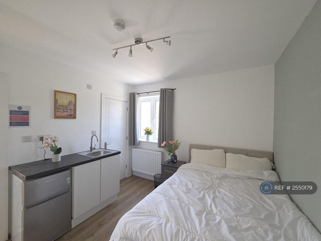 Room 4