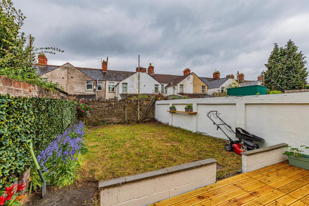 Llanishen Street 15-2.jpg