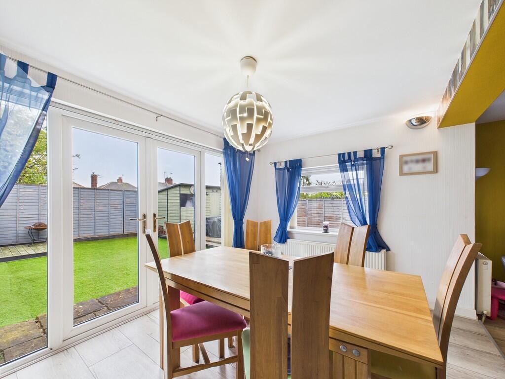 CAM01835G0-PR0322...