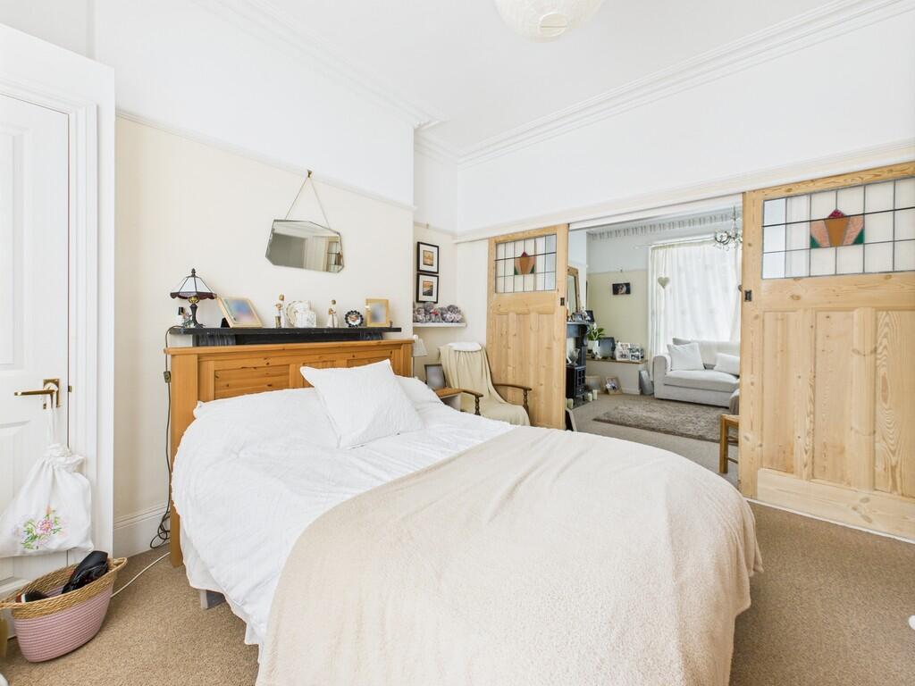 CAM03974G0-PR0160...