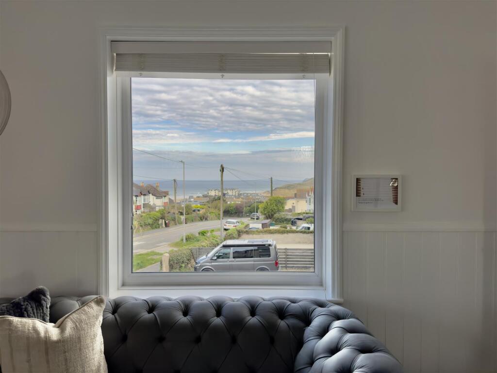 APARTMENT SEA VIEW.jpeg