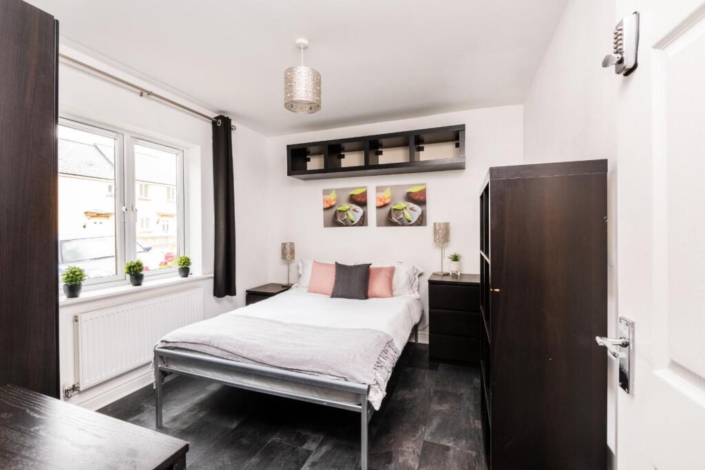 15 Breachwood View, Bath, BA2 2TX-3.jpg