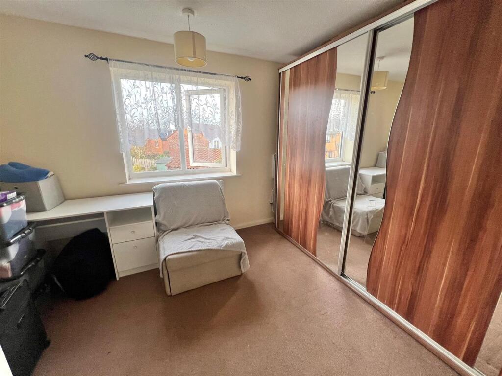 bed2a.jpg