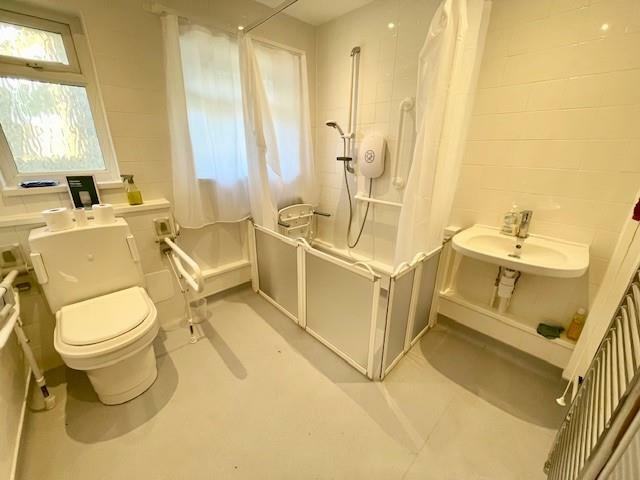 Wet Room.jpg