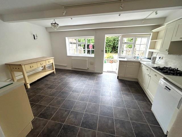 Kitchen shot 2