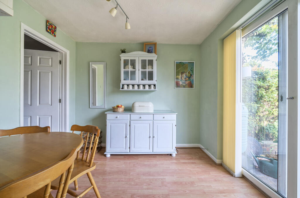 1355503-8-68c8276...