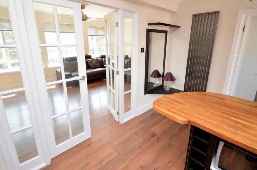 Breakfast Area: