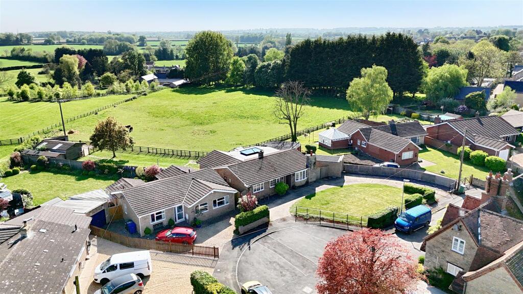 Annesley, Plum Park Lane, Paulerspury (dr)  (2).jp