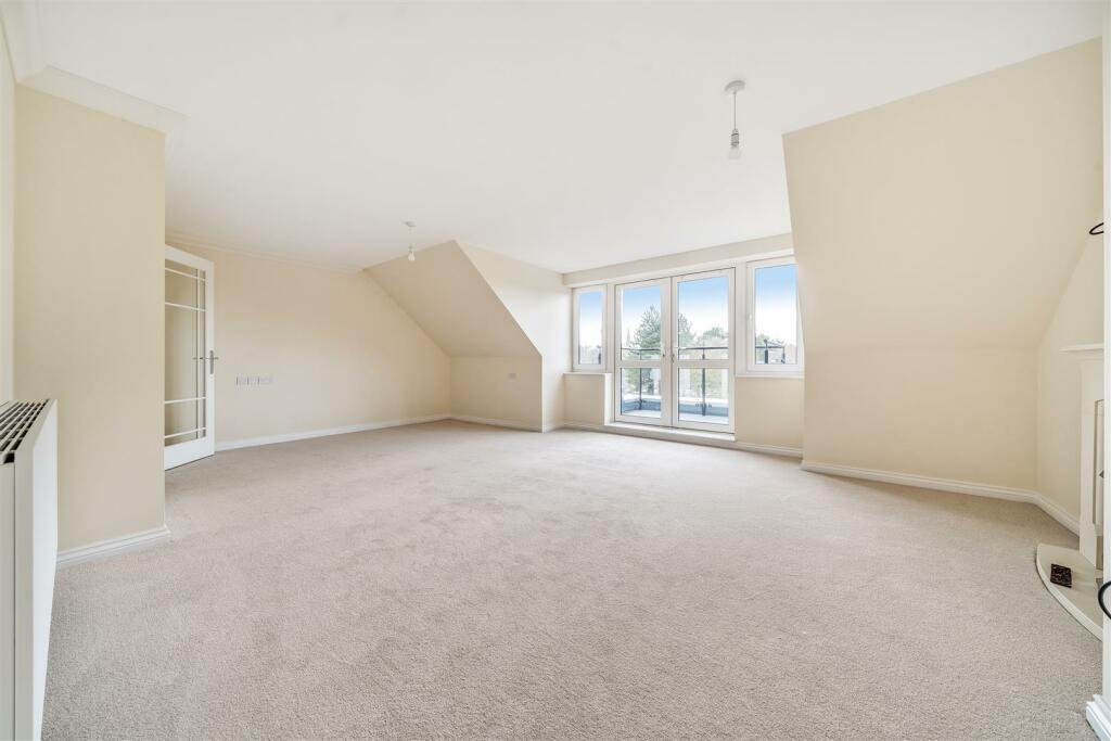 Living Room.jpg