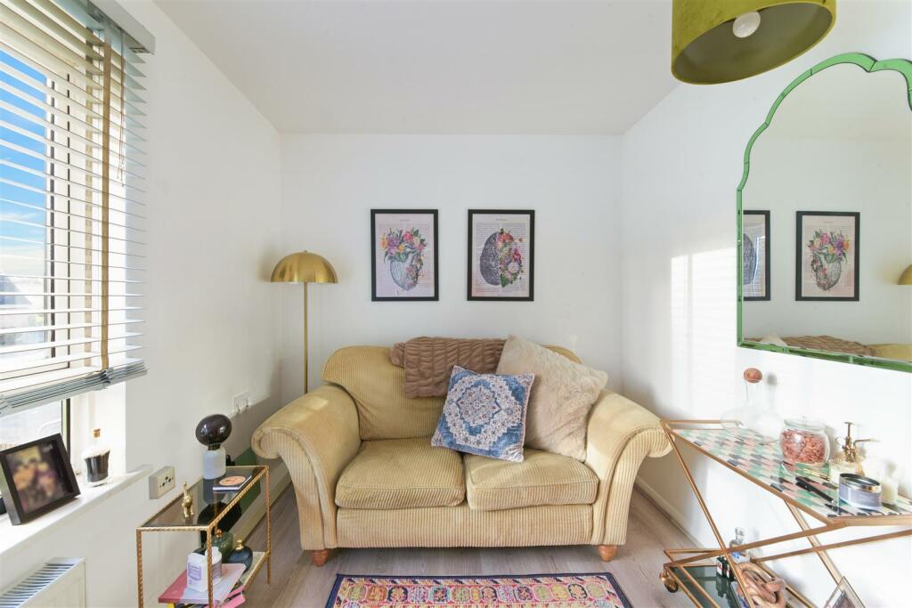 CRESSAL CLOSE (1).jpg