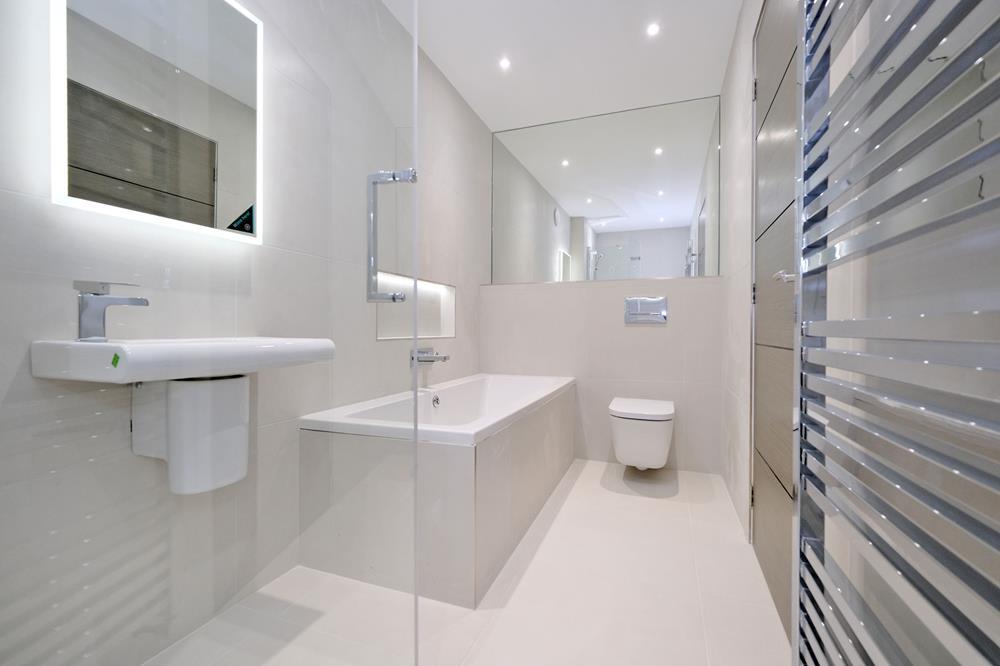 En Suite 1