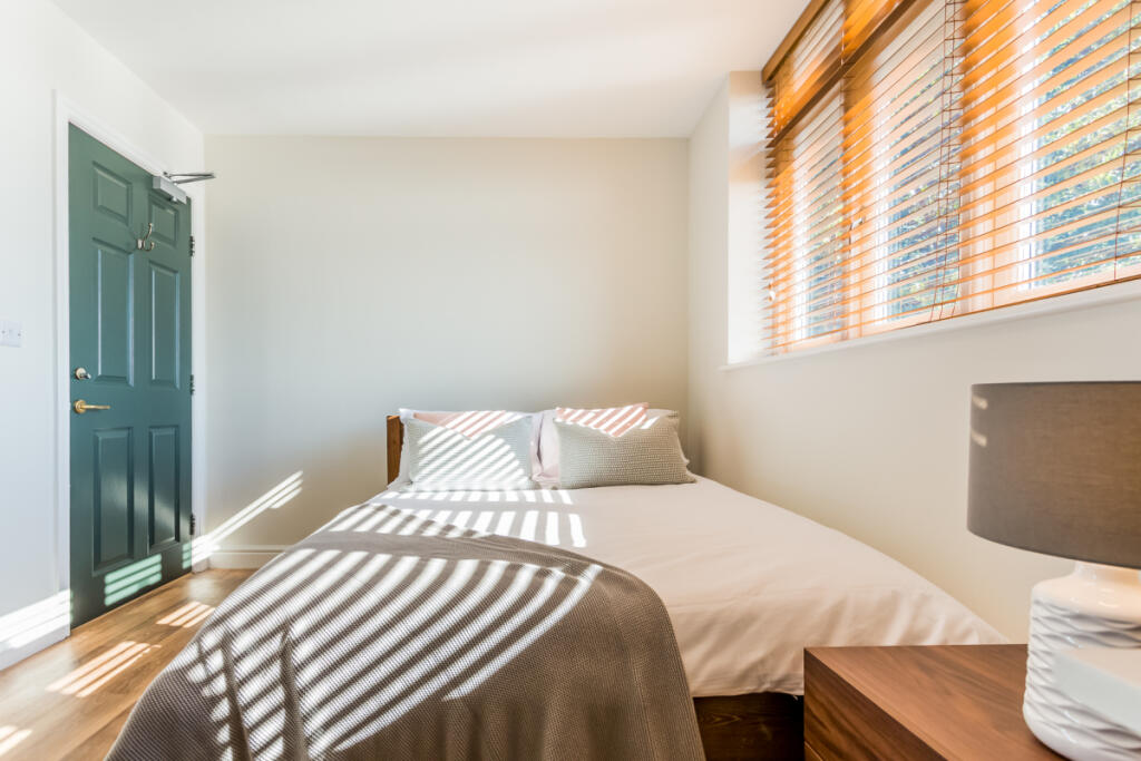 St Hilds Flat 2 bedroom 4