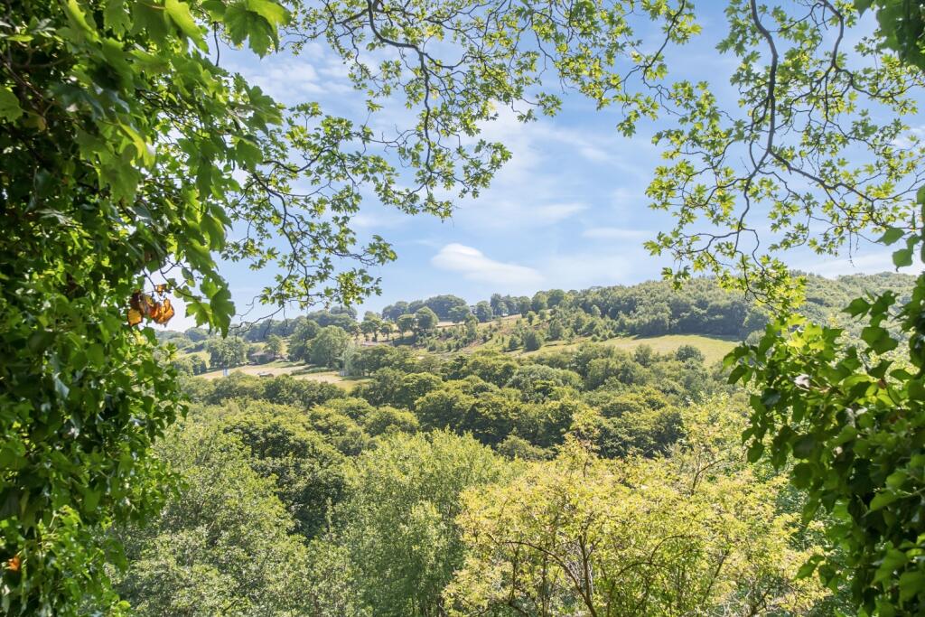 1309677-21-6853f3348f459-ARW