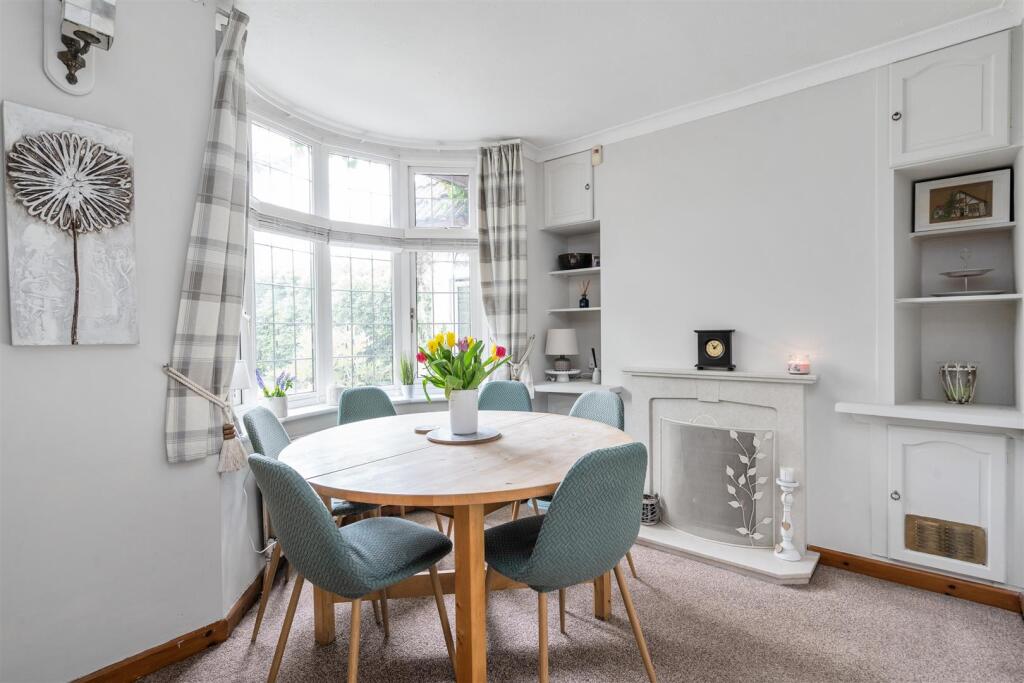 33 Aqueduct Road_3.jpg