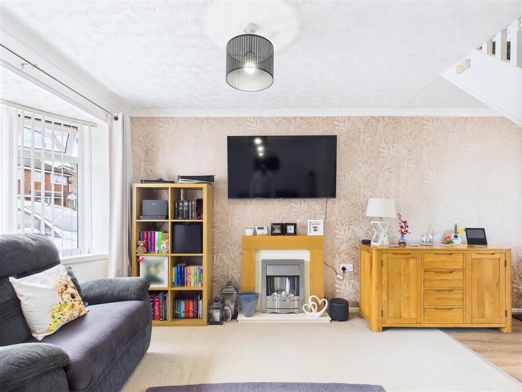 Waverley Lane, Burton-on-Trent (8).jpg