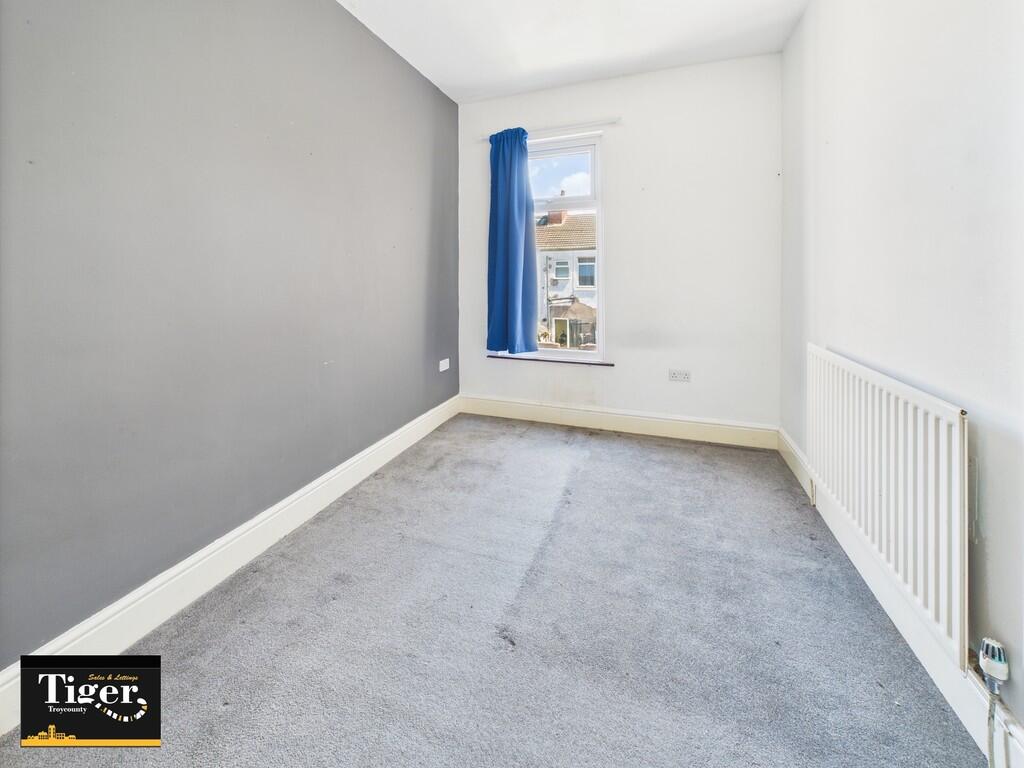 CAM02176G0-PR0644...