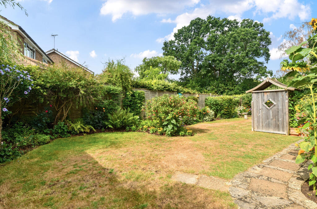 1329485-6-68820ad...