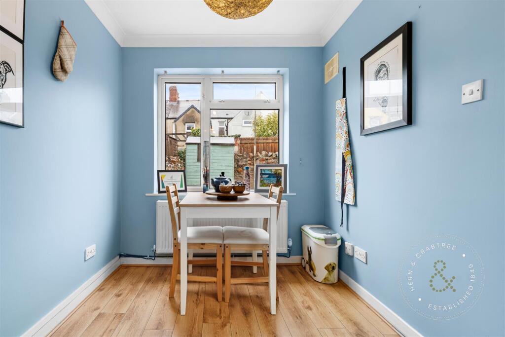 Treharris Street (9).jpg