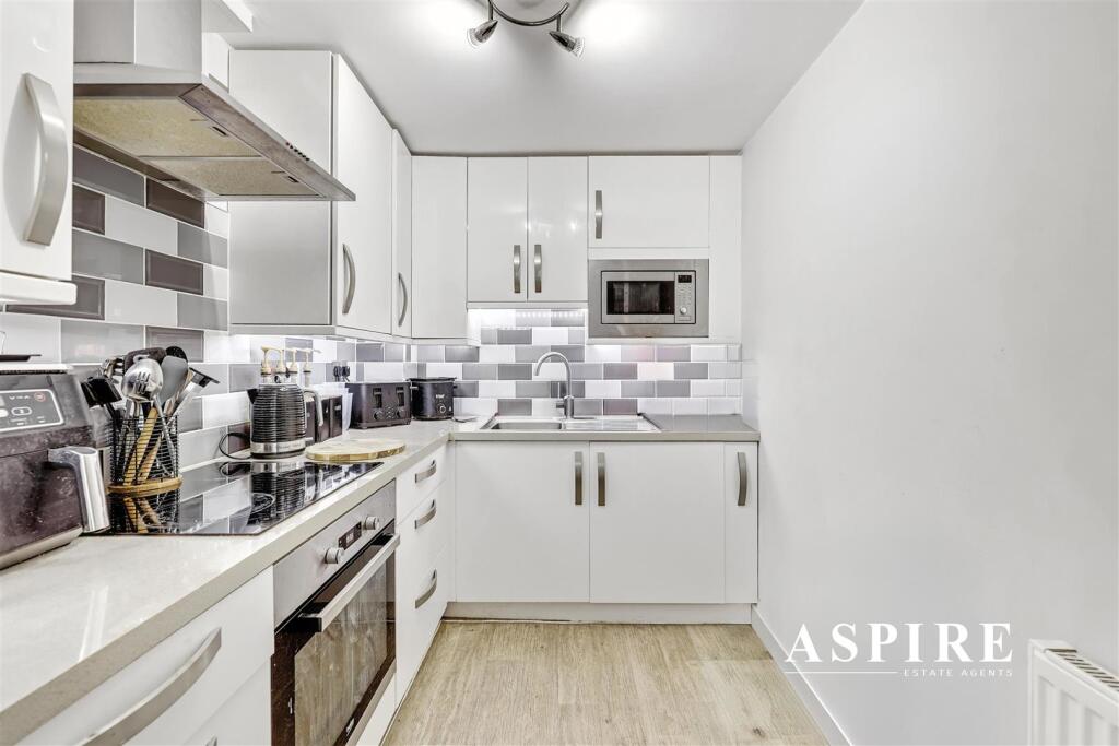 Aspire Estate Agents3.jpg