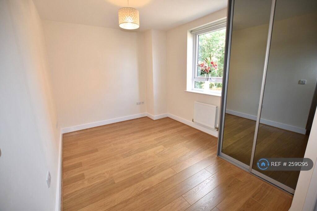 Ensuite Master Bedroom 