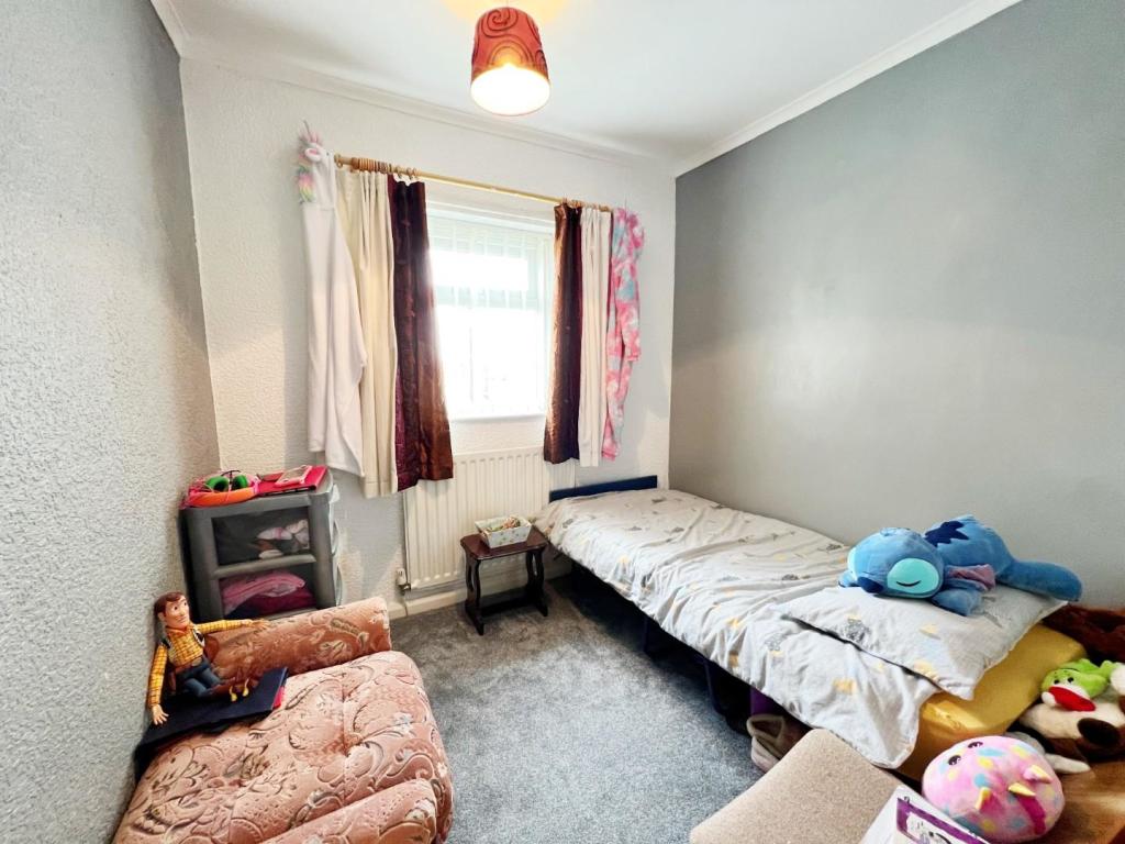Bedroom 3.jpg
