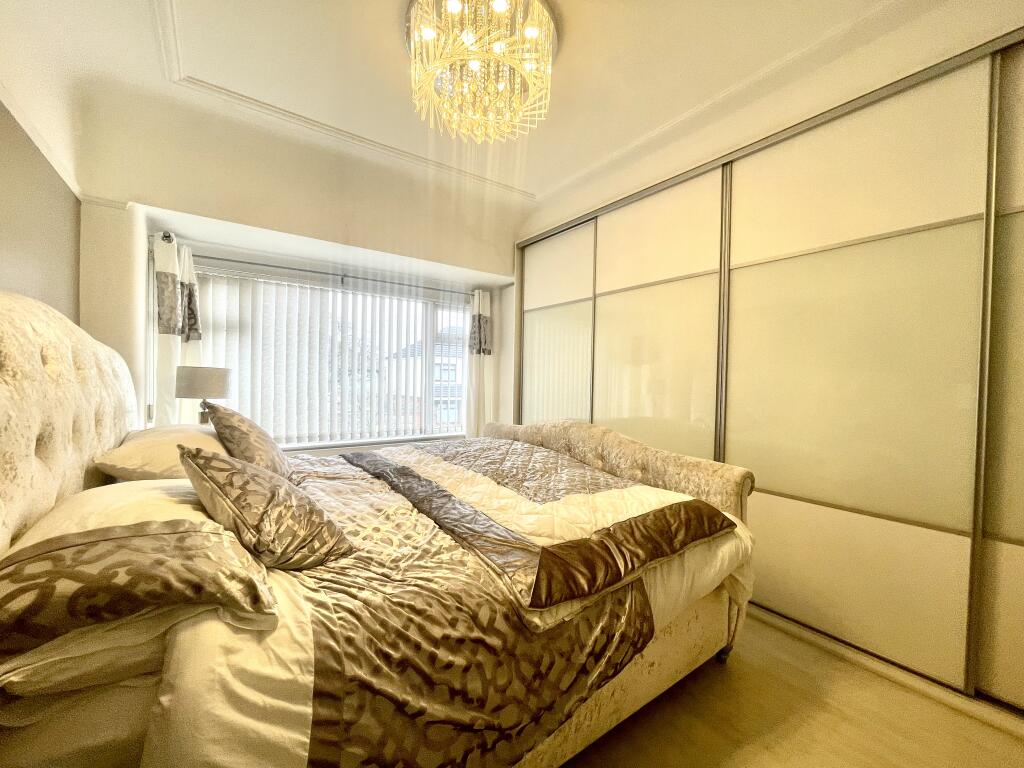 D9E762FE-5D29-4ED0-A425-76EF27D588D5