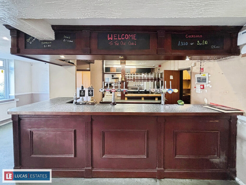 f08e2156-1C-45F1-...