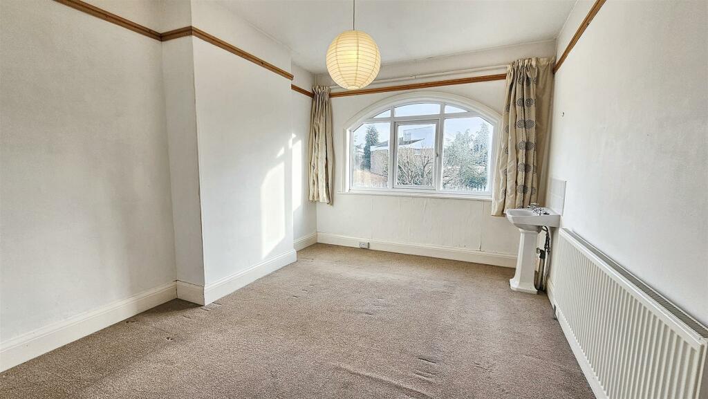 Bedroom 3.jpg