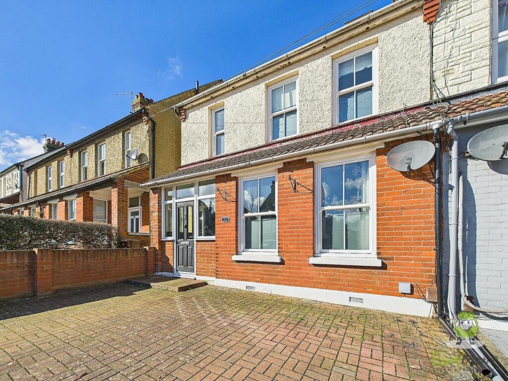 CAM01543G0-PR0119-STILL045