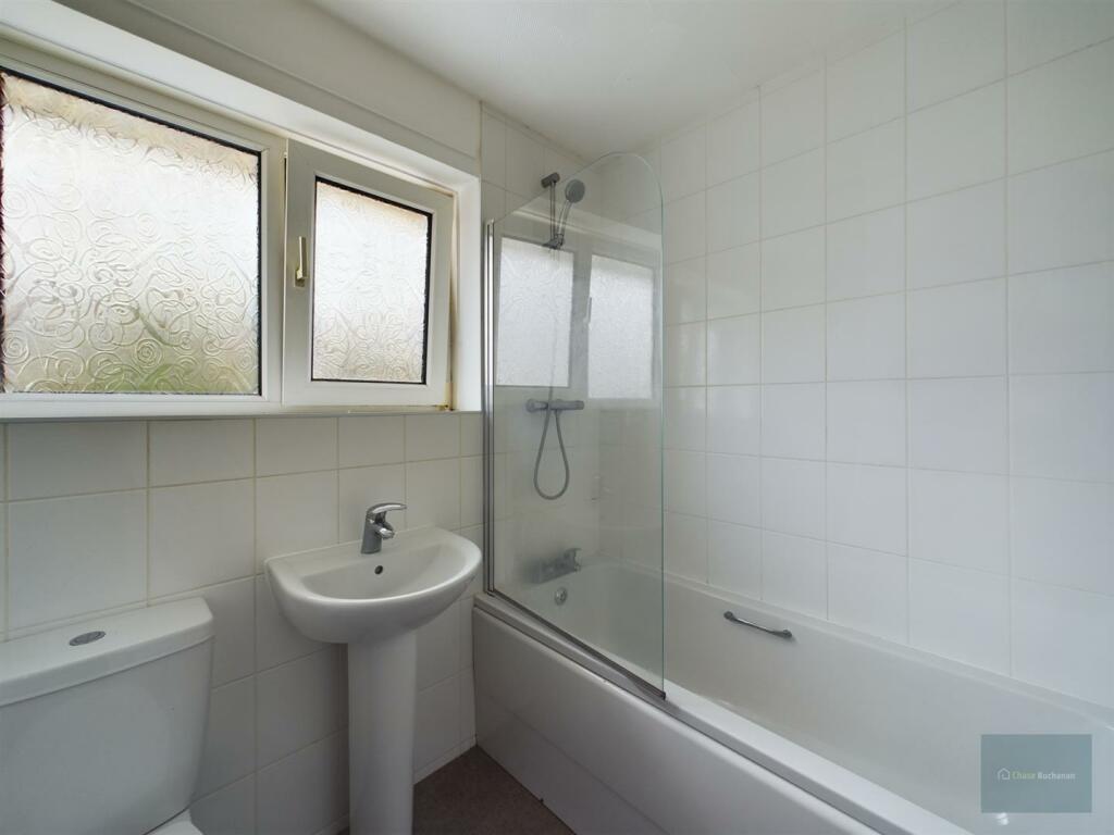 CAM02563G0-PR0064-ST