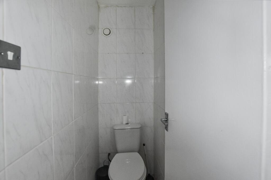 Flat 14 Lamberthurst House, 13 Lovelinch Close, Peckham, London, SE15 1HF