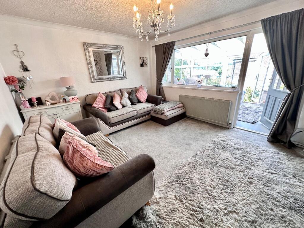 FURTHER INTERNAL PHOTOGRAPHS