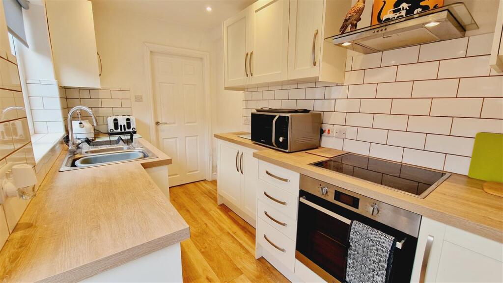 Kitchen 2