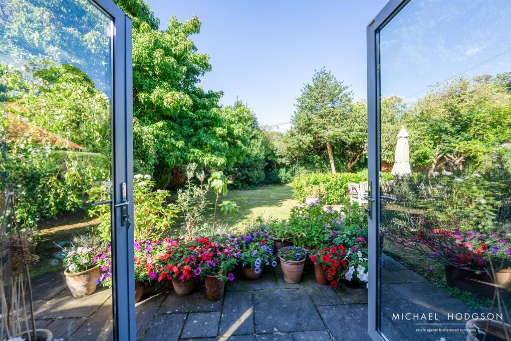 21, Laburnum Grove-52.jpg