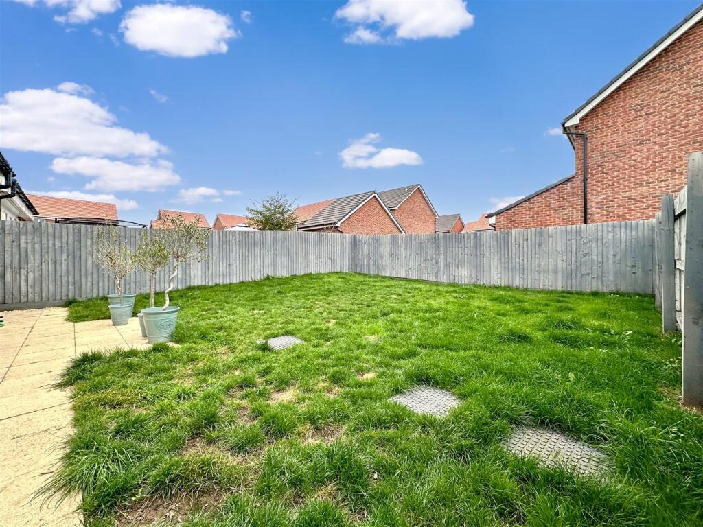 Garden 864
